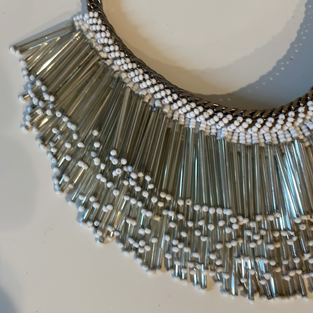 Bib necklace - Picture 2 of 5